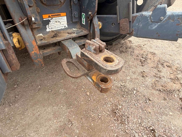 2005-challenger-55-track-tractor-image-37