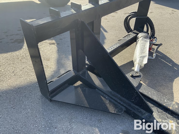 2025-giyi-tp25-skid-steer-post/tree-puller-image-15