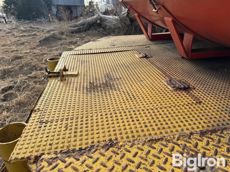 1953-transliner-t/a-drop-deck-sprayer-tender-trailer-image-12