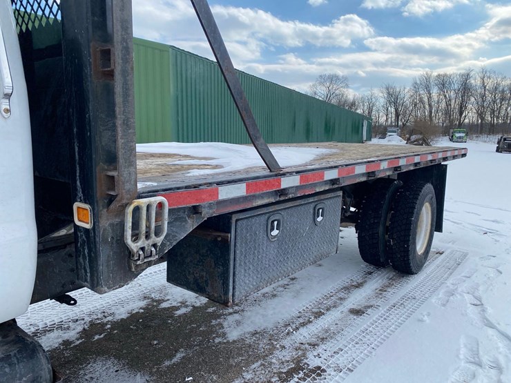 2012-ford-f650-image-29