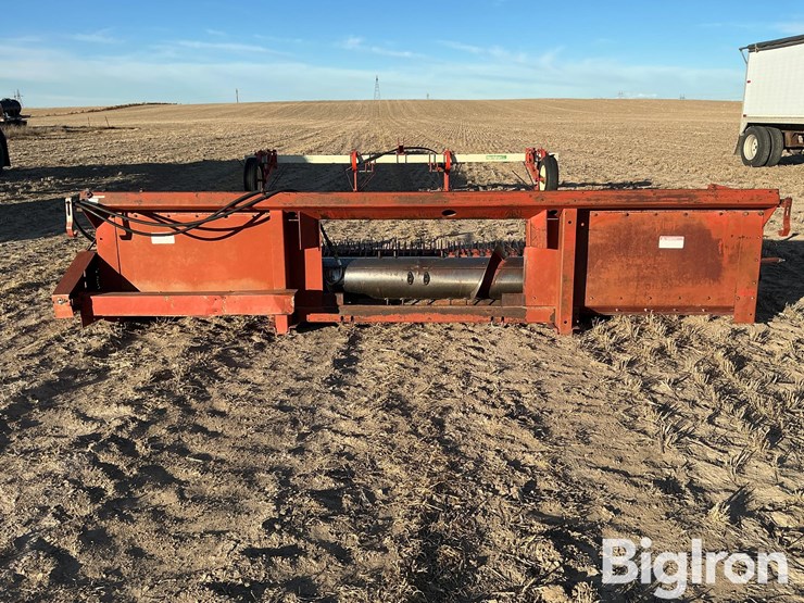 international-810-image-7