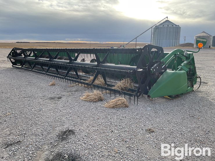 2004-john-deere-630-image-1