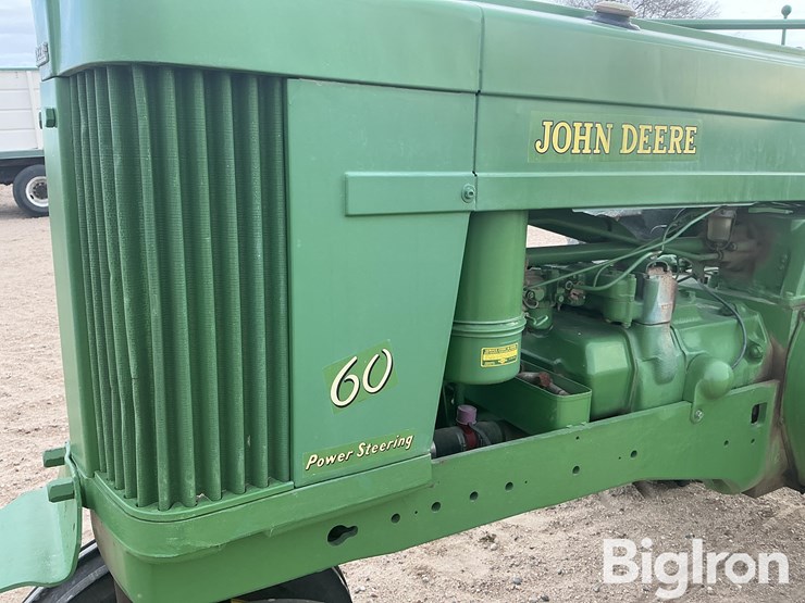 1955-john-deere-60-image-12