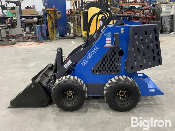 2025-agt-mx-mrw14-stand-on-mini-skid-steer-loader-image-8
