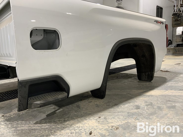 chevrolet-silverado-ltz-pickup-box-&-rear-bumper-image-20