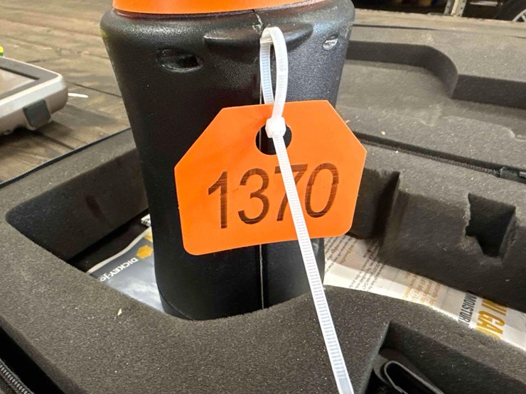 dickey-john-mini-moisture-tester-image-2