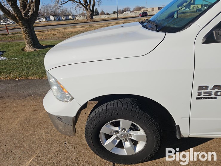 2020-dodge-1500-image-18