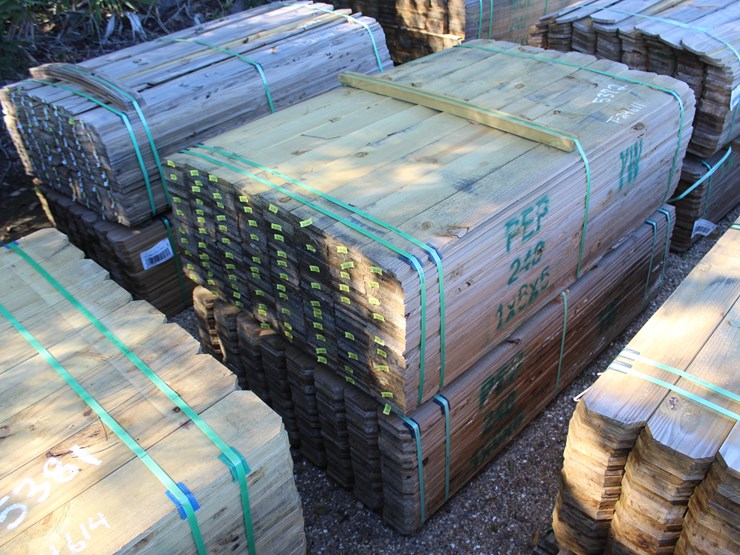 #24611-•-2-bundles-of-5/8in-x-6ft-fence-boards-image-1