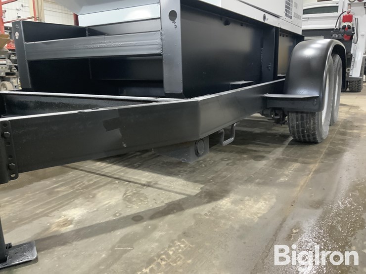 2005-john-deere-k-image-11