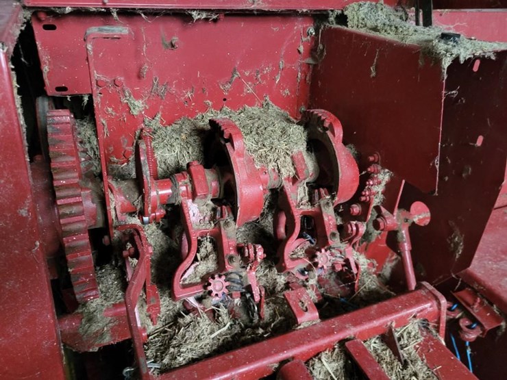 2011-new-holland-bc5070-image-18