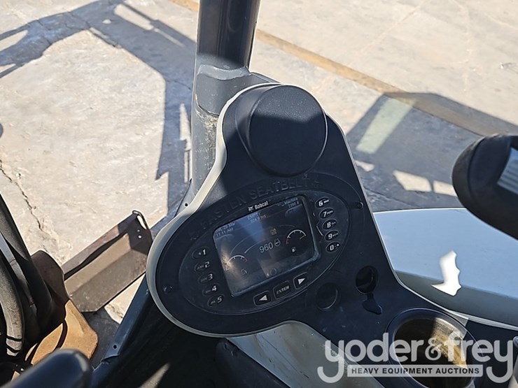 2017-bobcat-e26-image-33