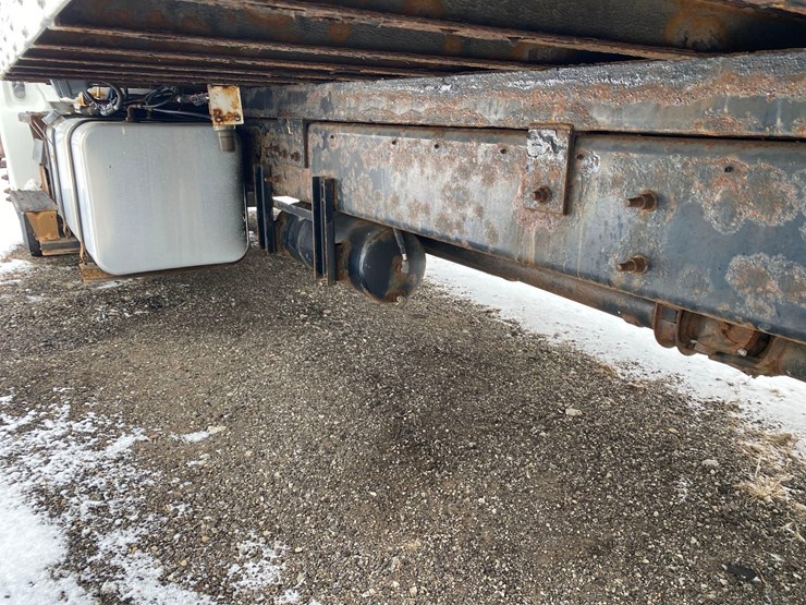 2018-hino-338-image-18