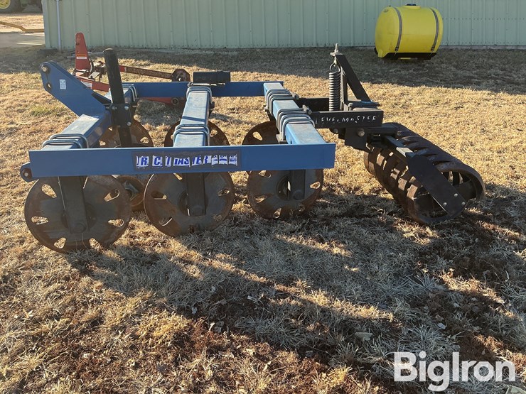 blu-jet-track-master-image-8