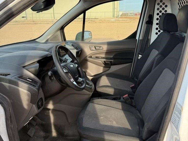 2019-ford-transit-connect-image-12