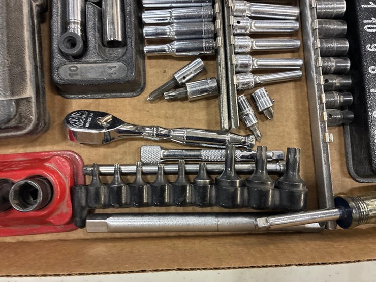 #115318-•-1/4"-drive-sockets-metric-snap-on-&-craftsman-image-6