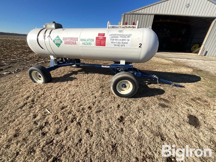 1977-chemi-trol-1000-gal-nurse-tank-on-duo-lift-running-gear-image-4