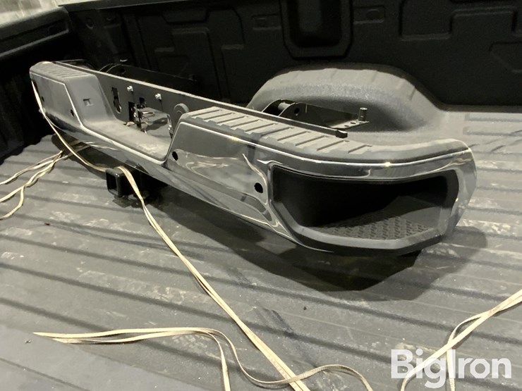 chevrolet-silverado-ltz-pickup-box-&-rear-bumper-image-9