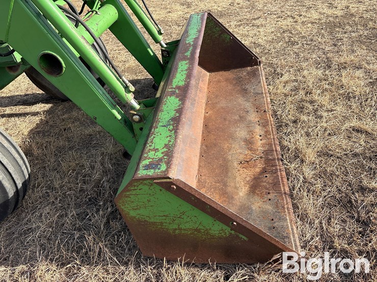 1979-john-deere-2840-image-11