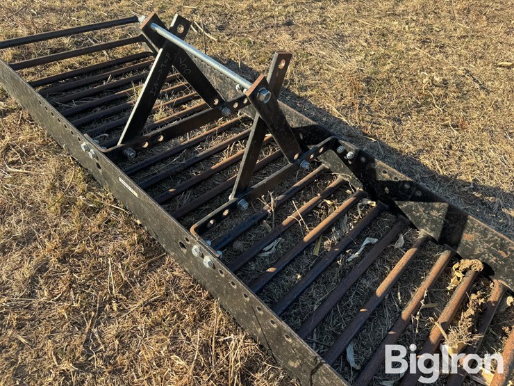 tractor-front-rock-box-image-10