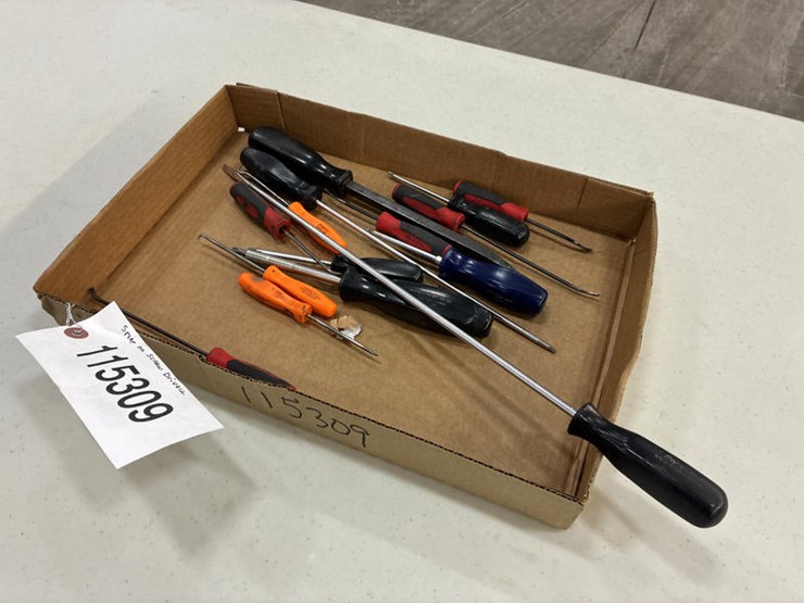 #115309-•-snap-on-screw-drivers-image-2