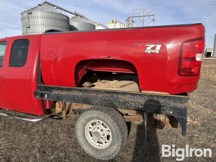 2007-chevrolet-silverado-2500-image-18
