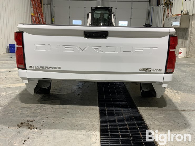 chevrolet-silverado-ltz-pickup-box-&-rear-bumper-image-6