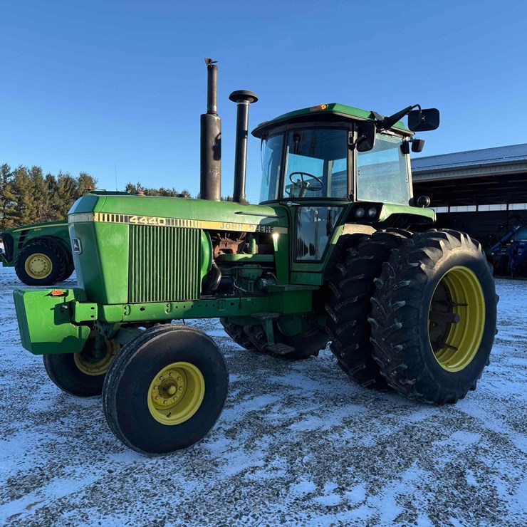 1979 JOHN DEERE 4440