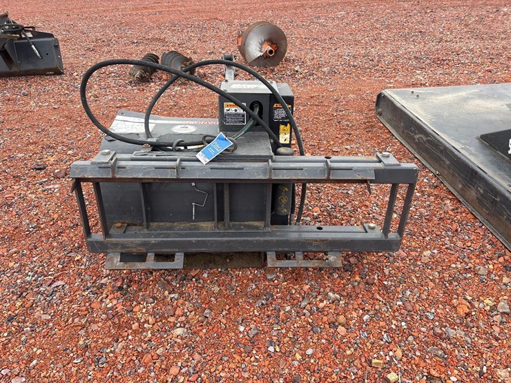 2010-bradco-625-trencher-image-5