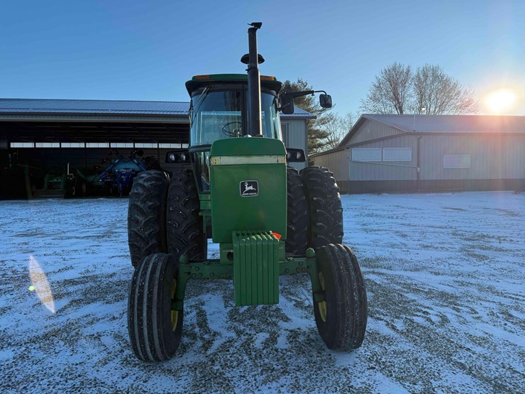 1979-john-deere-4440-image-2