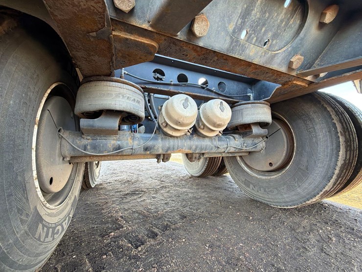 2016-smithco-side-dump-image-9