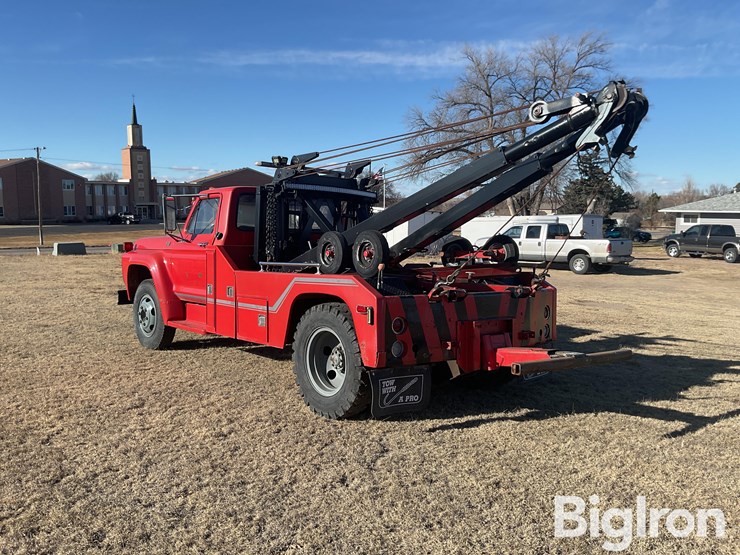 1975-ford-f600-image-7