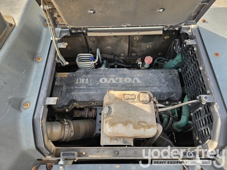 2019-volvo-ec350el-image-32