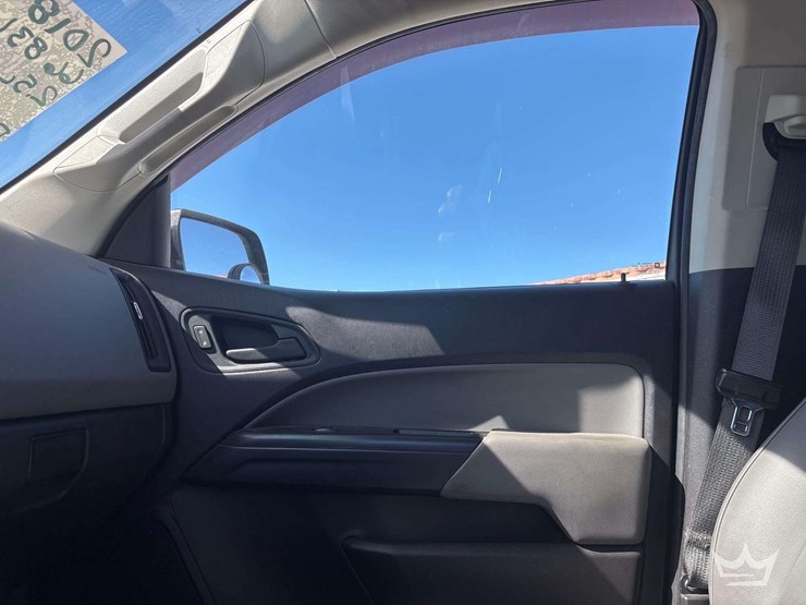 2018-chevrolet-colorado-image-13