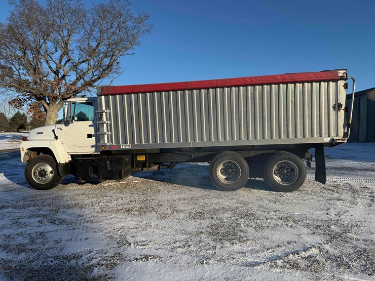 1996-ford-l-image-11