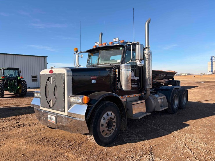 2007-peterbilt-379-image-1