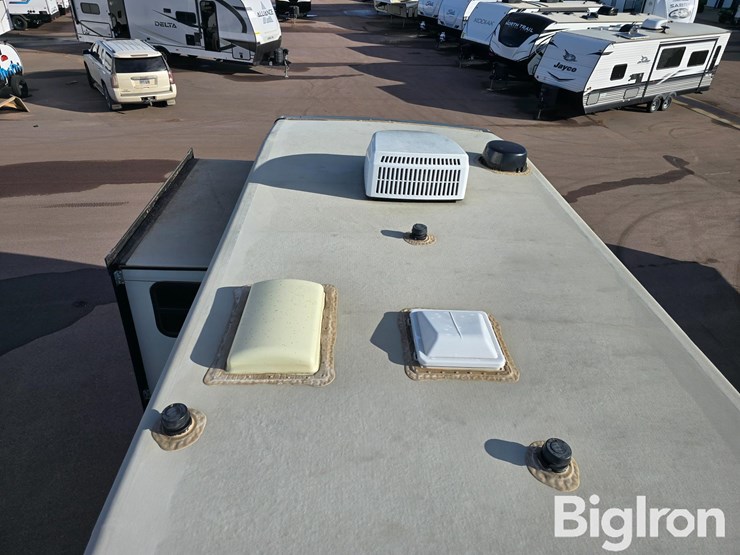 2021-heartland-elkridge-38rsrt-5th-wheel-camper-image-9