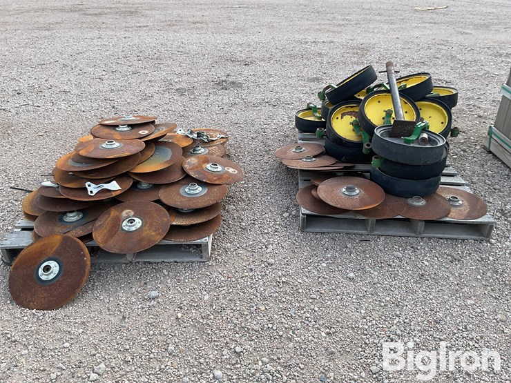 john-deere-8-image-6