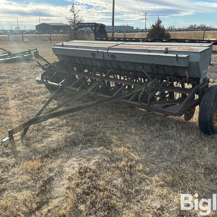 MINNEAPOLIS MOLINE P3-7