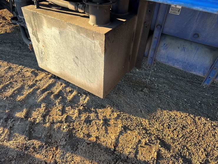 2006-peterbilt-357-image-28