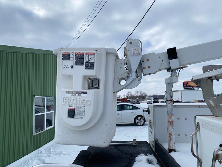 2014-ford-f350-sd-image-14