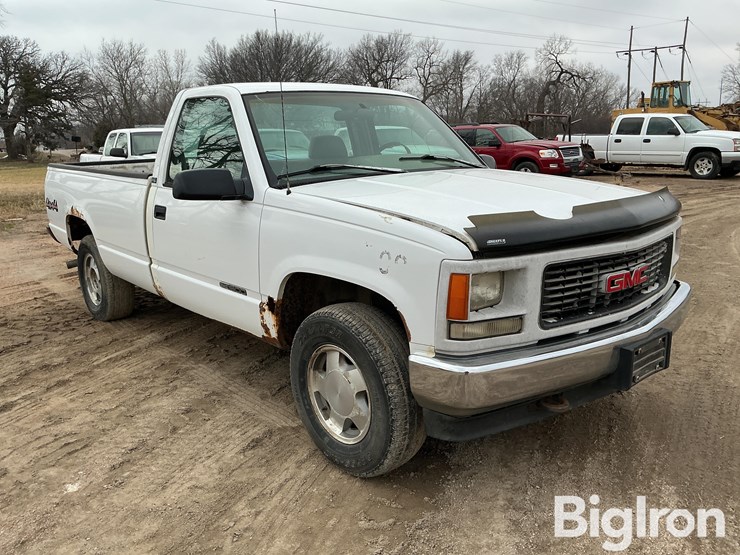 1996-gmc-sierra-1500-image-3