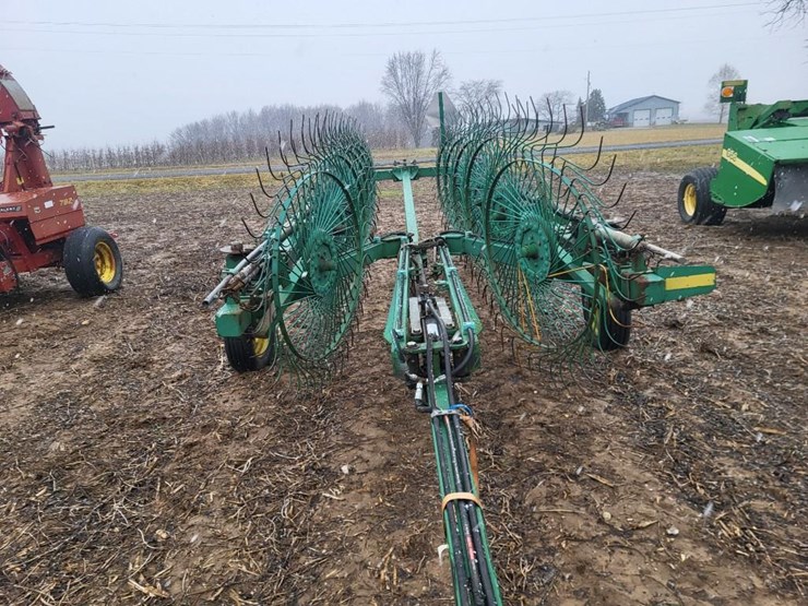 john-deere-704-image-29