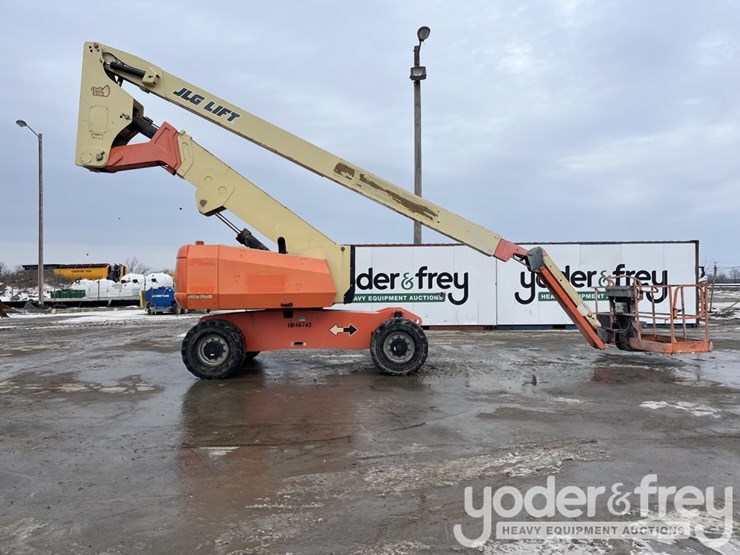 2013-jlg-800aj-image-2