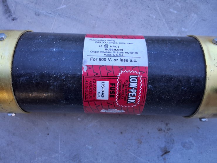 #310-•-box-of-assorted-fuses,-unused-image-2