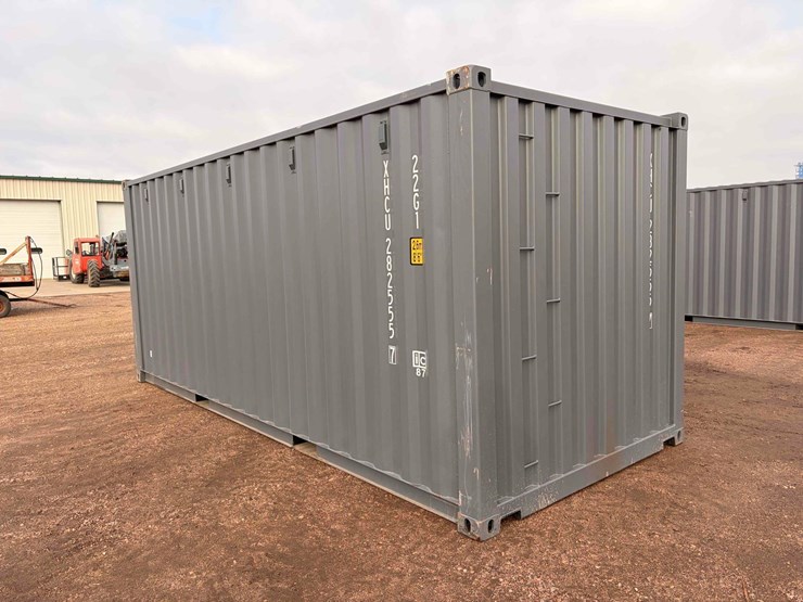 2025-shipping-container-image-4