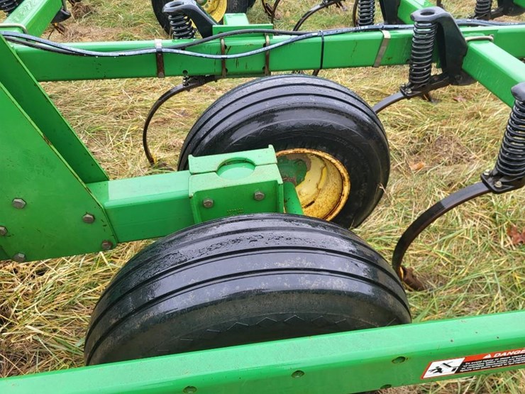 john-deere-2200-image-34