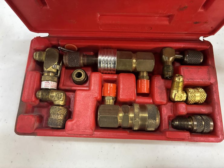 #115317-•-paint-guns-image-10