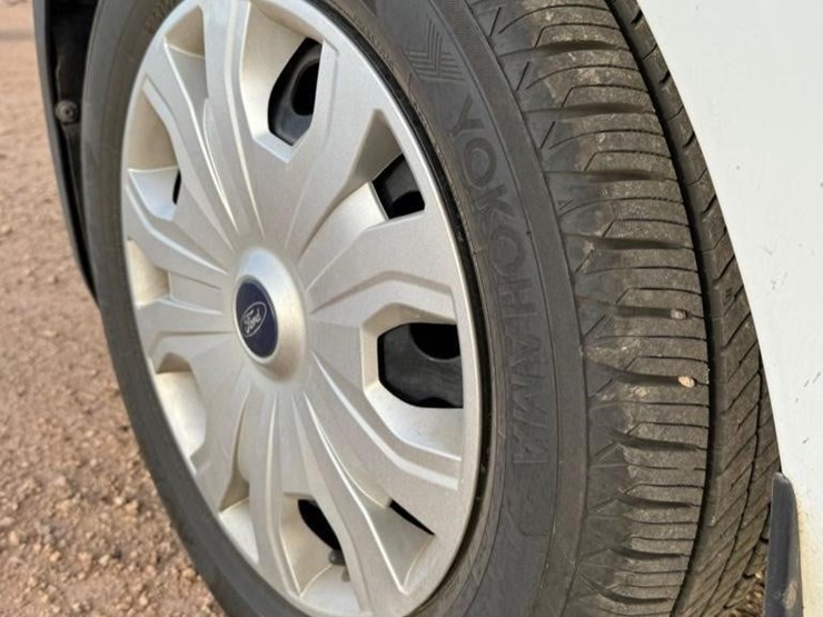 2019-ford-transit-connect-image-17