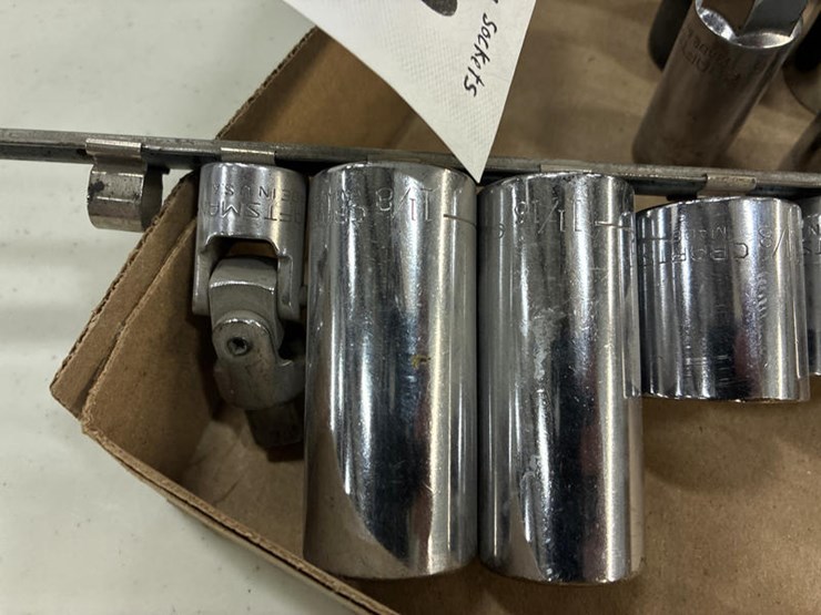 #115302-•-box-of-misc-craftsman-sockets-image-5