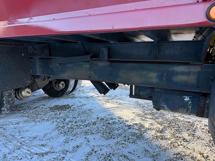 1984-freightliner-fl70-image-20